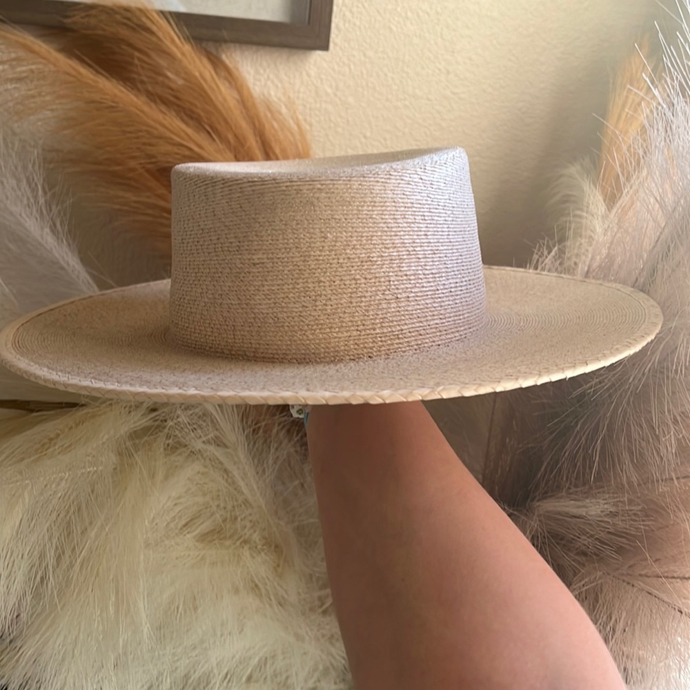 ASN HAT purchased at Anthro. Worn twice. Excellent condition